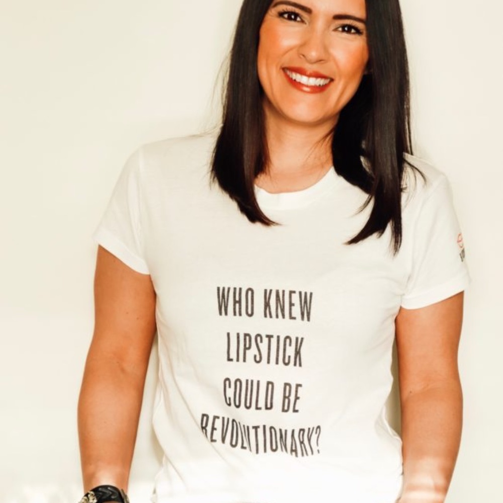 Beautycounter Advocacy Lipstick Shirt Sz Small